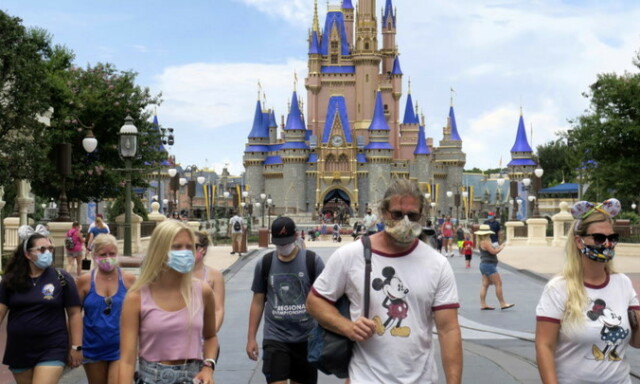 image: Trosser høye smittetall: Åpner Disney World